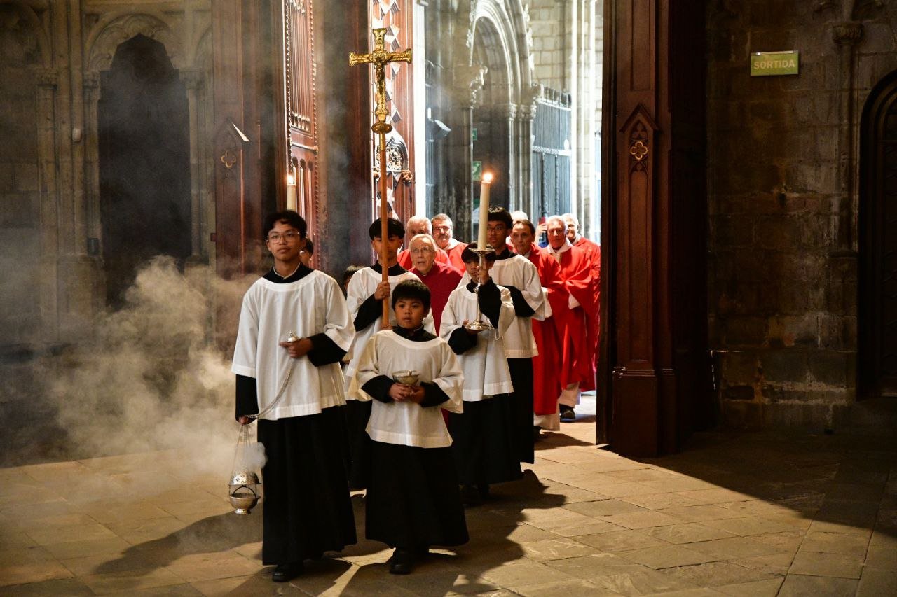 La Catedral de Barcelona celebra la solemnidad de la Santa Cruz ...